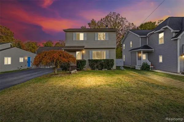 3977 Cresthaven, Waterford, MI 