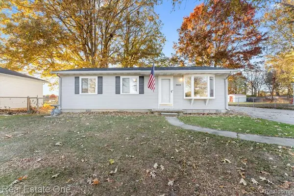 26628 Emma, Flat Rock, MI 