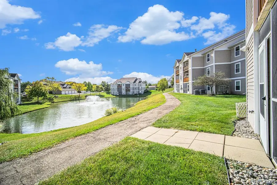 1533 Weatherstone, Ann Arbor, MI  - Image #2