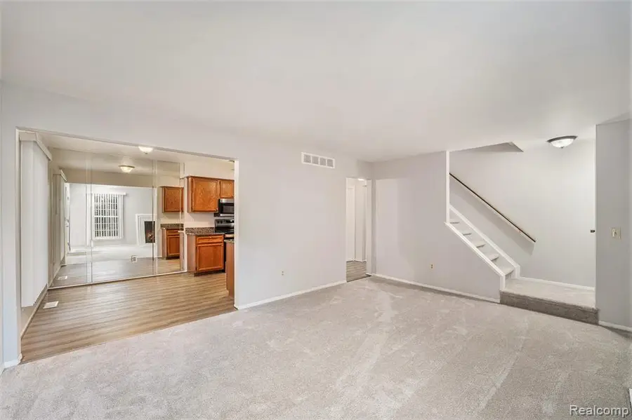 35427 Stillmeadow, Clinton Township, MI  - Image #3