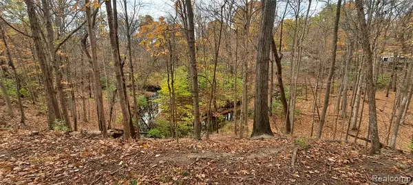 0000 Inkster Rd, Farmington Hills, MI 48334