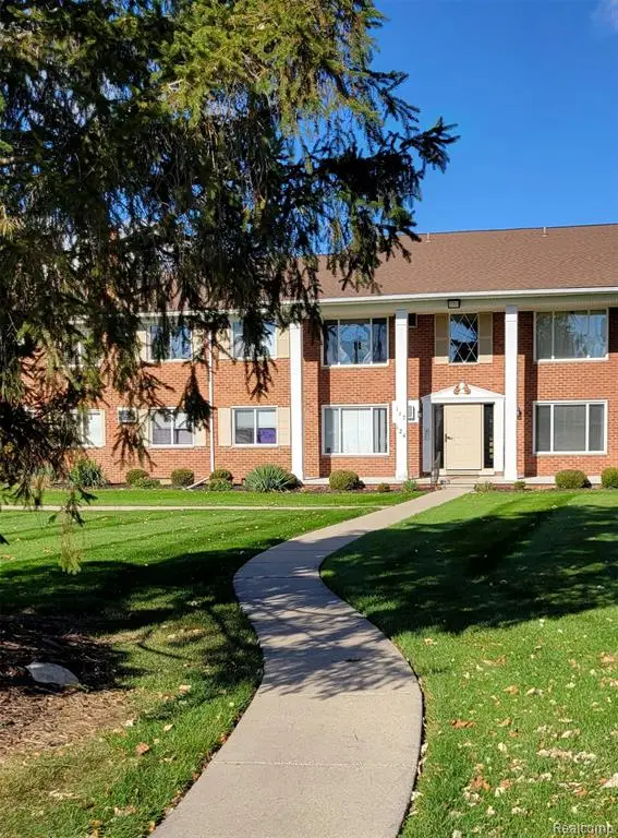 24111 Meridian #120, Grosse Ile, MI 