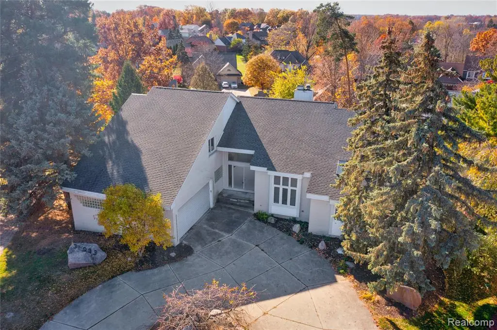 31033 Evergreen, Farmington Hills, MI  - #1
