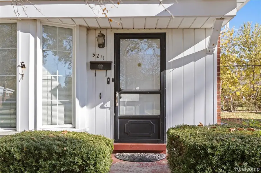 5211 Streefkerk, Warren, MI 48092 - #2