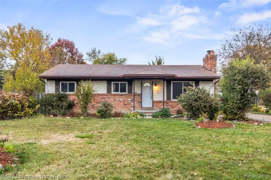 19295 Brandt, Roseville, MI  - #1