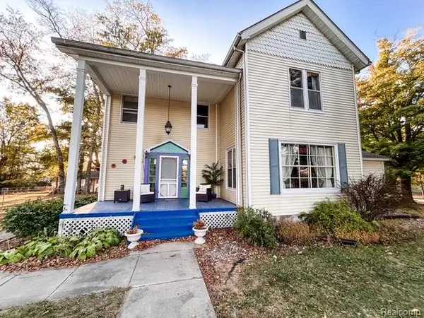 601 N Grand, Fowlerville, MI 