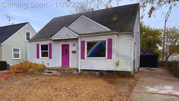 25246 Hayes, Roseville, MI 