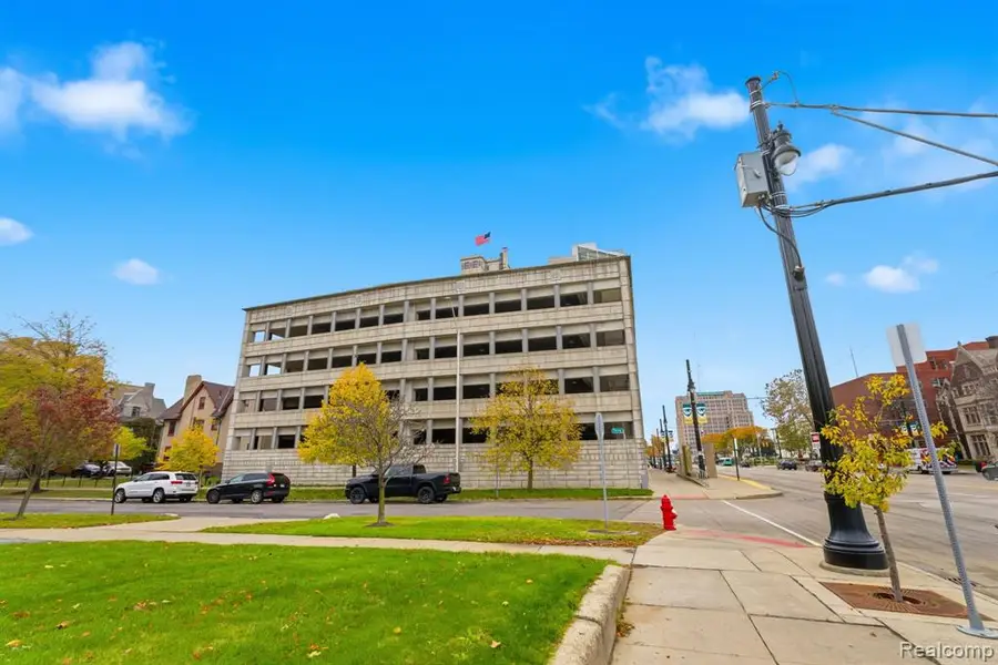 15 E Kirby #204, Detroit, MI  - Image #2