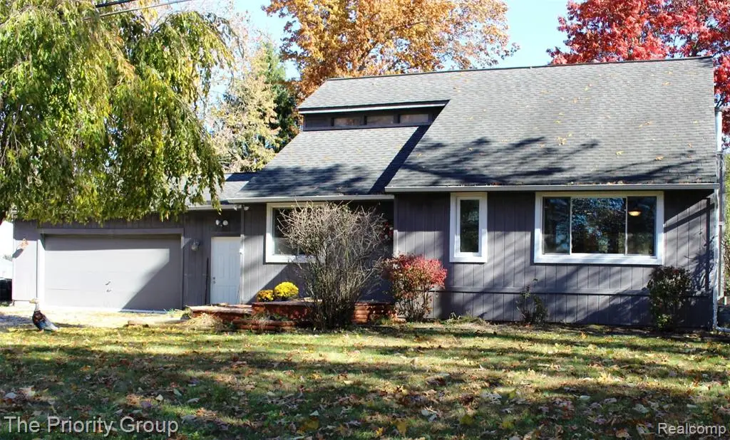 5650 Hillsboro, Davisburg, MI  - Image #1