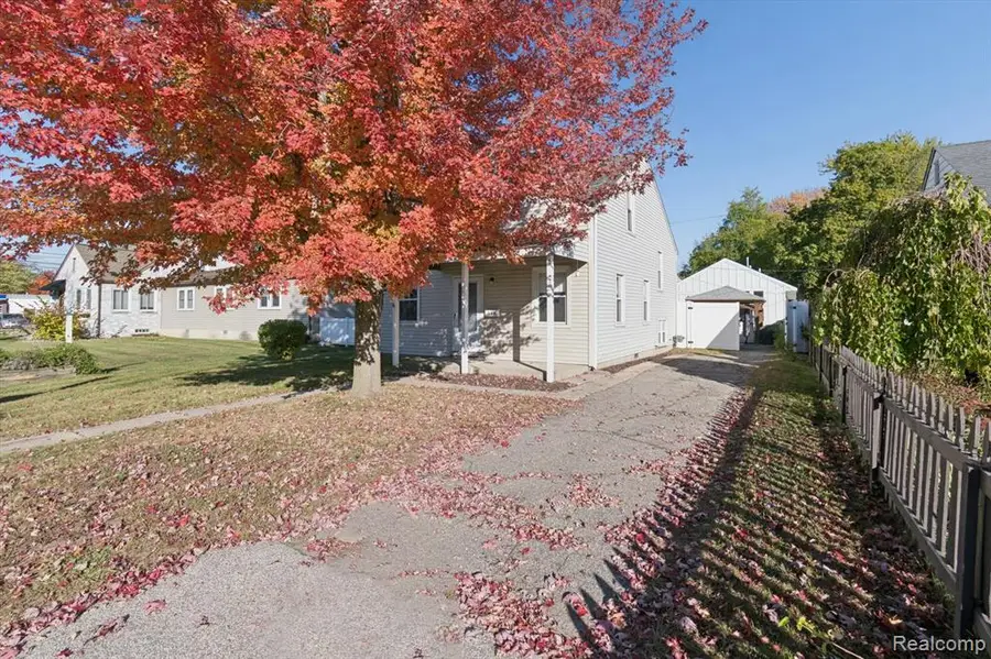 129 South, Belleville, MI 48111 - #2