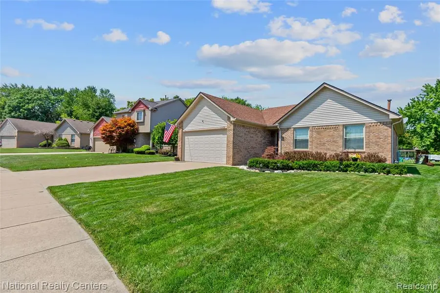 50049 Dove, Chesterfield Township, MI  - #3