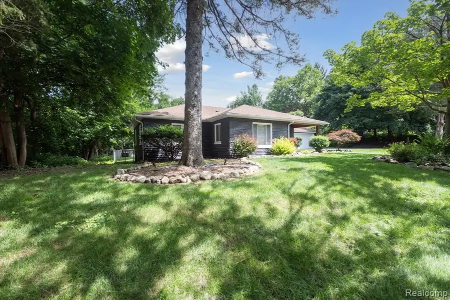 105 George, Milford, MI  - Image #2