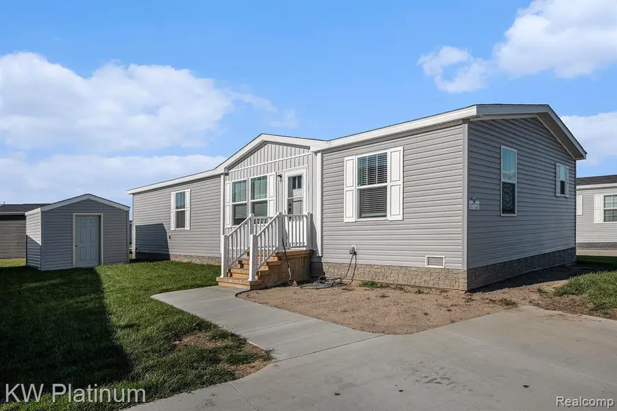 37723 Sandstone, New Haven, MI 48048 - Image #2