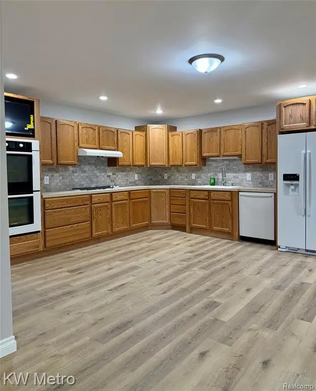 227 N Coldwater, Weidman, MI  - #2