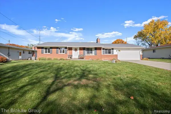 1108 Trotwood, Flint, MI 