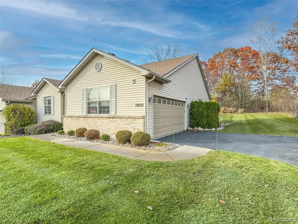 12032 Princewood, Fenton, MI  - Image #1