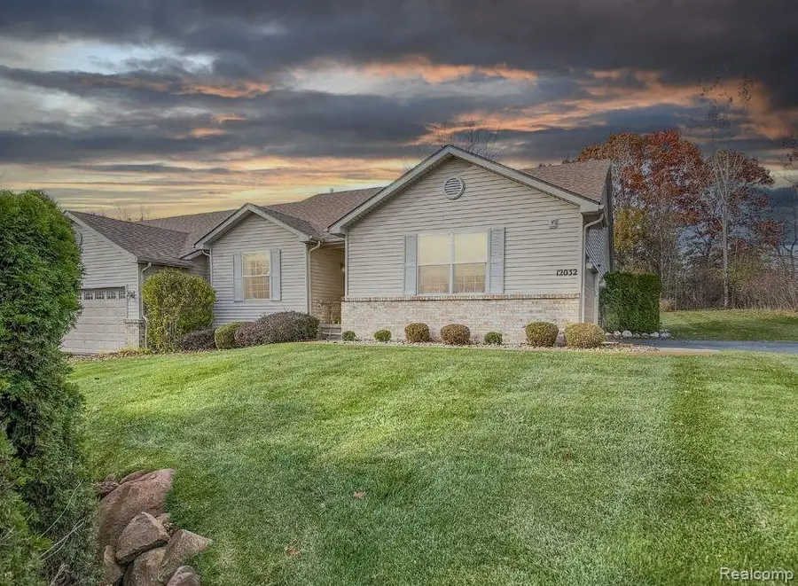 12032 Princewood, Fenton, MI  - Image #2