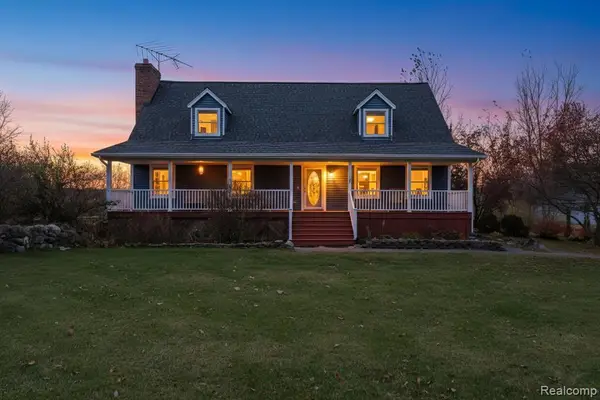 3031 Cedar Point, Howell, MI 