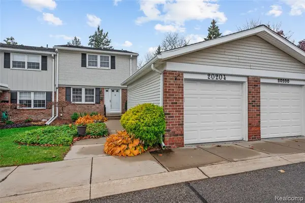 20204 Longwood, Northville, MI 