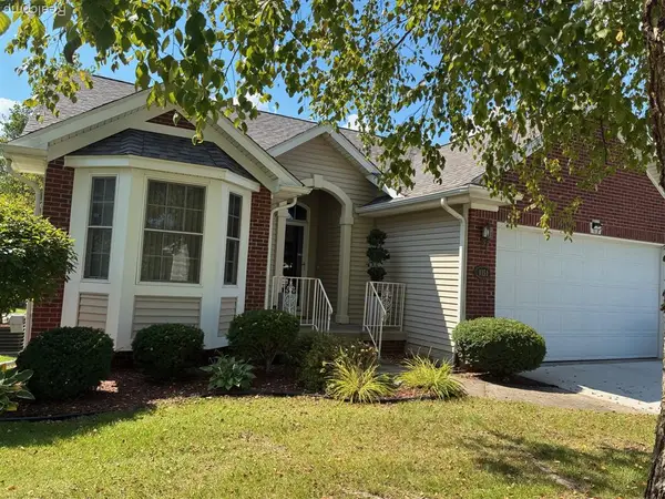 1151 Creekside, Burton, MI 