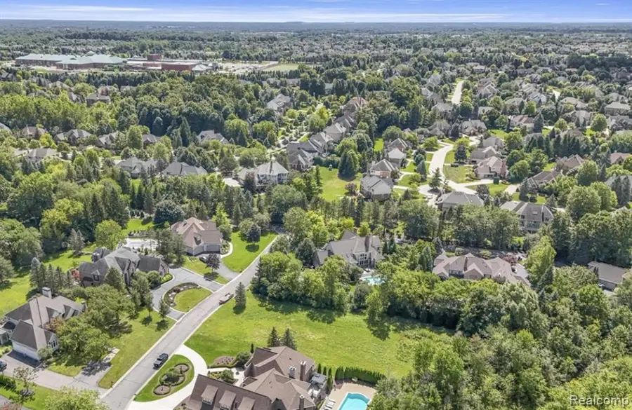 18197 Shelley Pond, Northville, MI  - Image #2