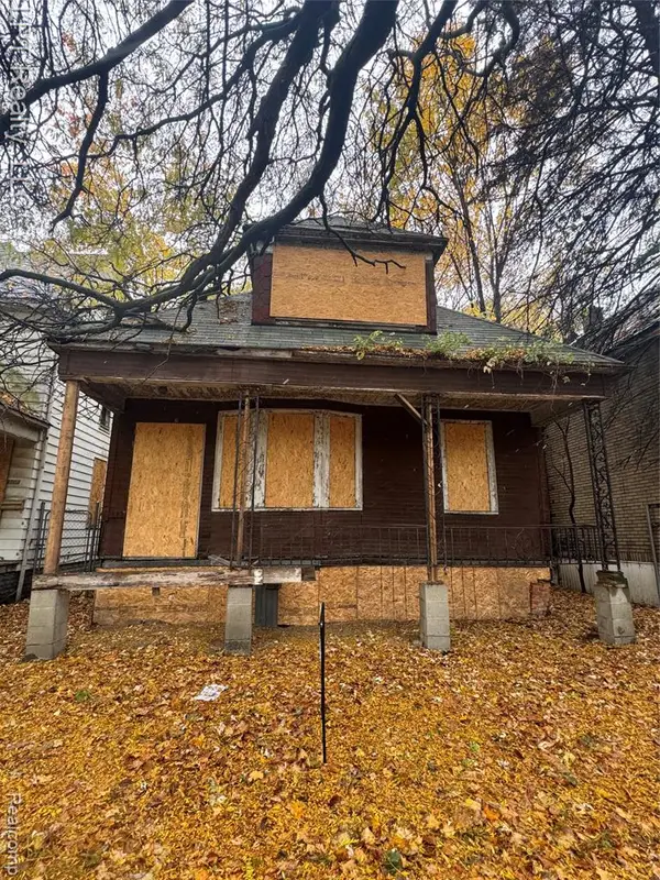 3717 Greusel, Detroit, MI 