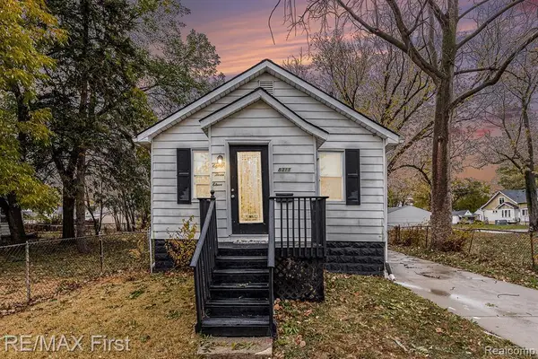 8311 Toepfer, Warren, MI 