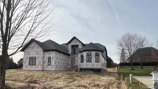 61367 Beacon Hill, Washington, MI 48094 - #2