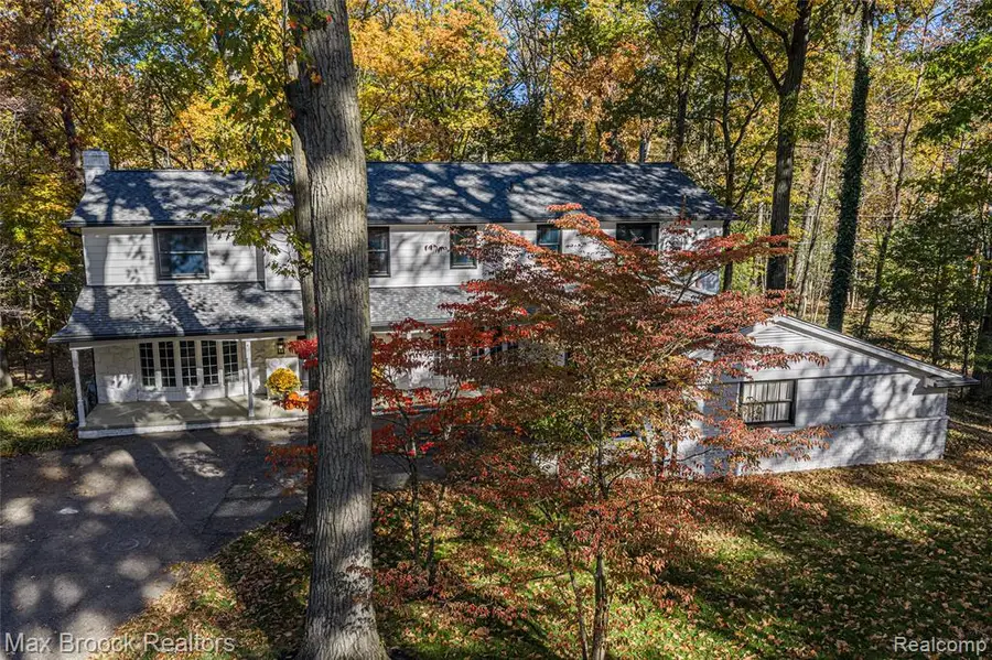 433 Whippers In, Bloomfield Hills, MI  - Image #2