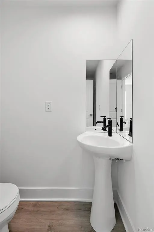 2829 Summers, Troy, MI  - Image #3