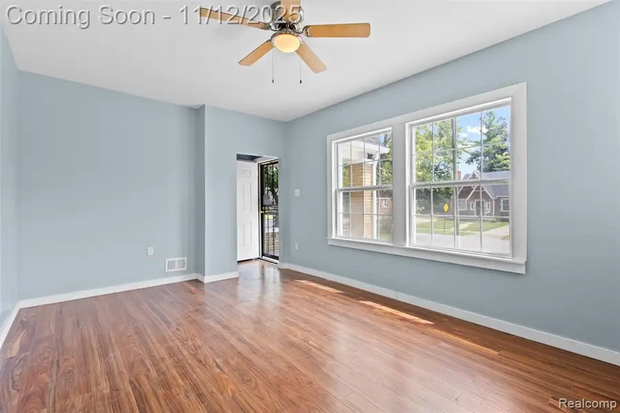 18653 Fairport, Detroit, MI 48205 - #3