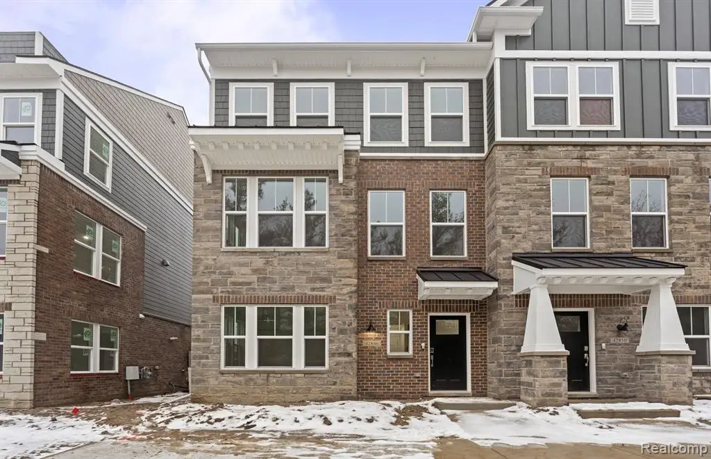 42846 Atwood, Novi, MI 48375 - #1