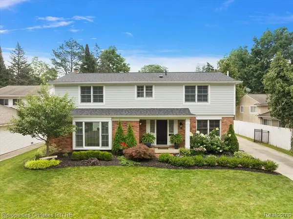 1345 Fairway, Birmingham, MI 