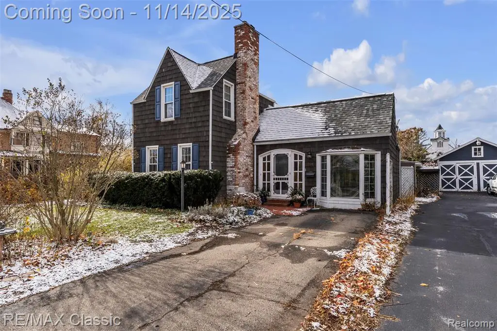 108 Washington, Holly, MI  - Image #1