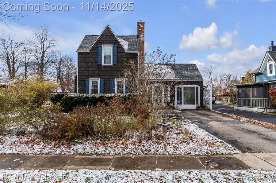 108 Washington, Holly, MI  - Image #2