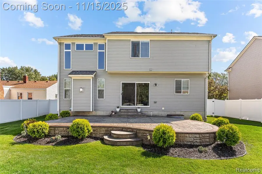 2914 Hartline, Rochester Hills, MI  - Image #2