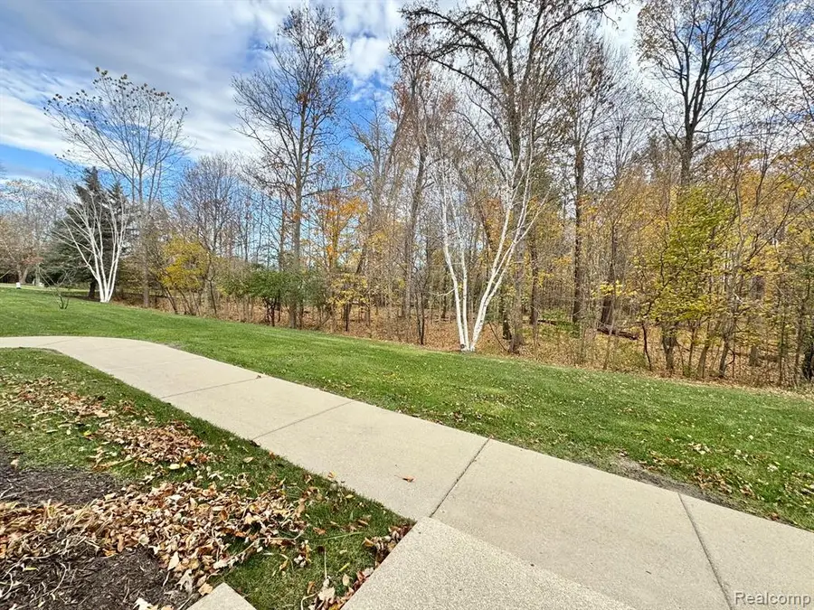 16036 Morningside, Northville, MI  - Image #2