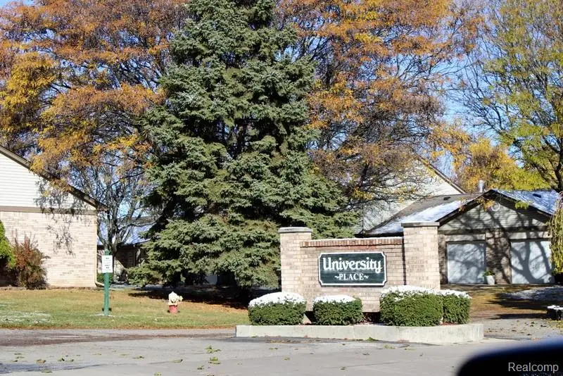 14820 Paris #15, Allen Park, MI  - Image #3