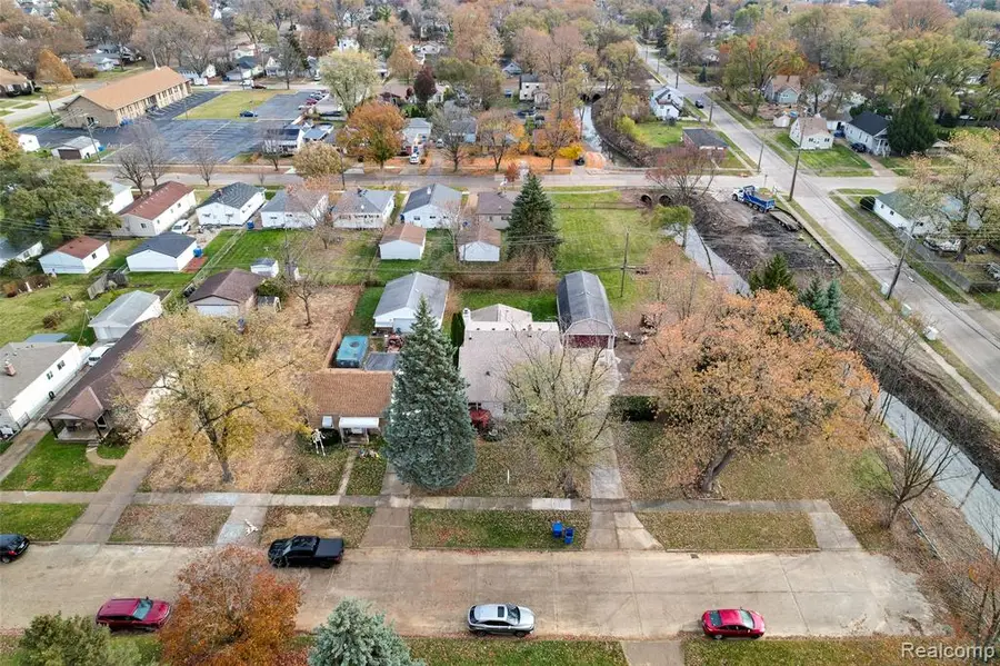 5381 Merrick, Dearborn Heights, MI  - Image #2