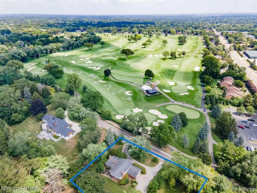 6450 Gilbert Lake, Bloomfield Hills, MI  - Image #3