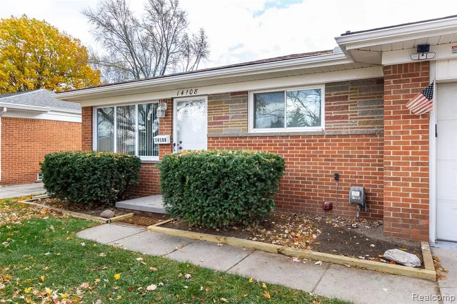 14108 La Chene, Warren, MI  - #3