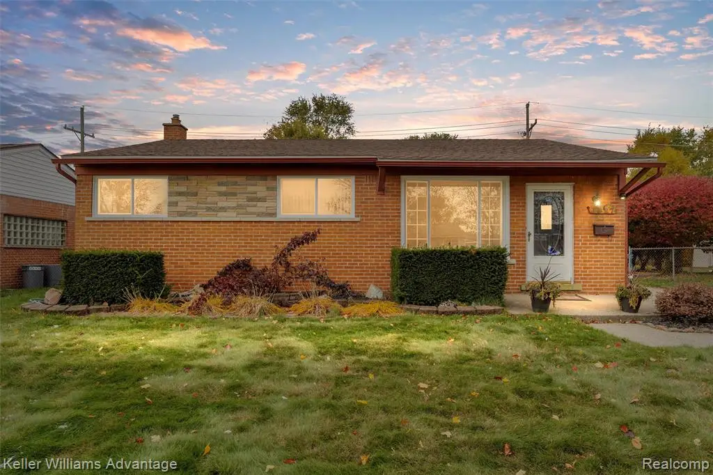 6927 Apache, Westland, MI  - #1