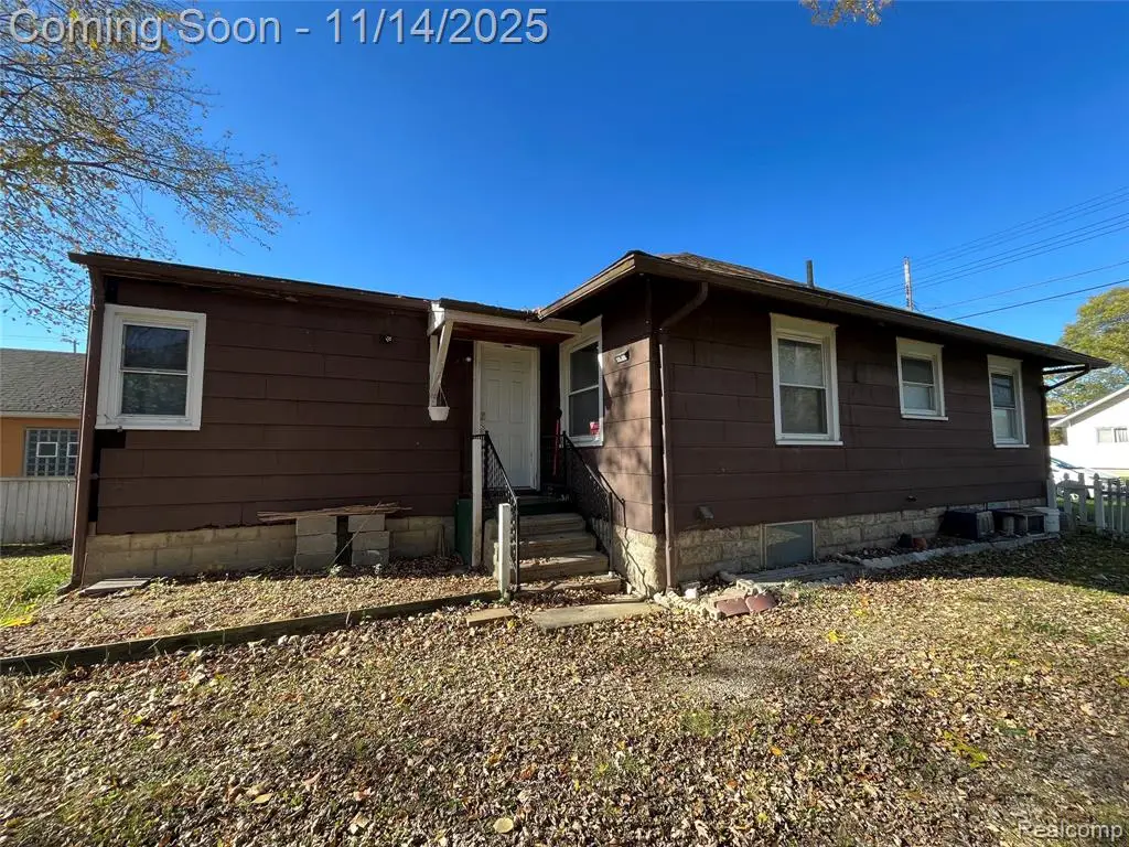 712 Sanford, Lansing, MI 48906 - #1