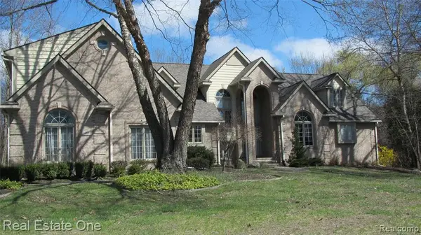 30634 Munger, Livonia, MI 