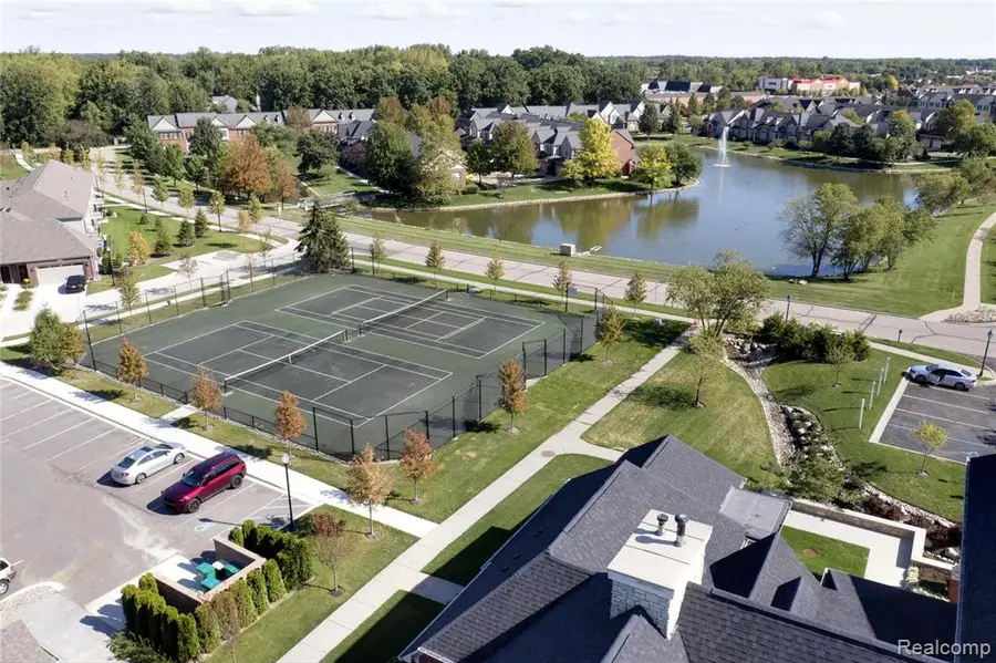 45678 Aragon, Canton, MI  - Image #2