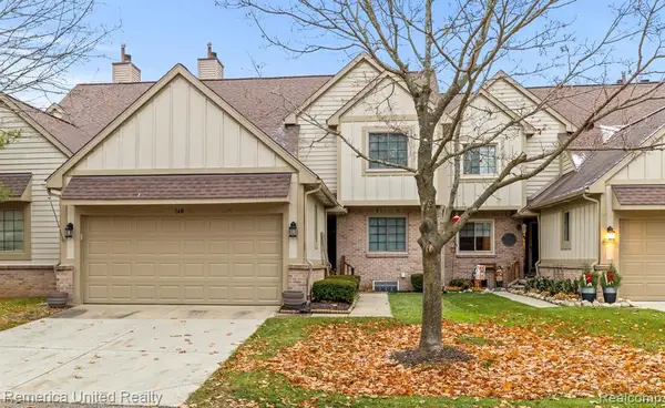 746 Red Maple, Wixom, MI 