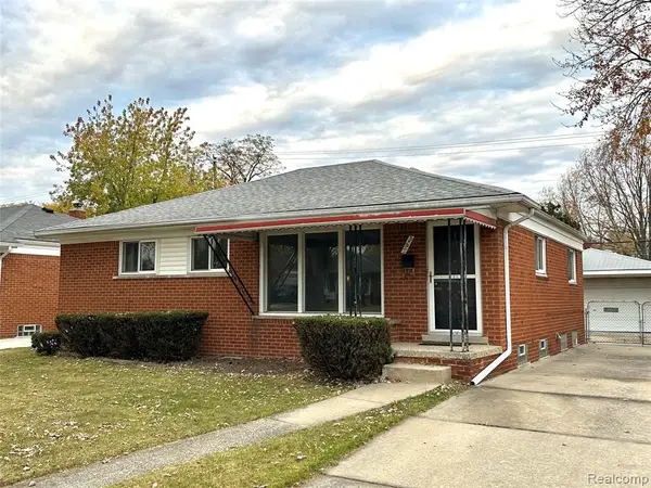 21543 Share, Saint Clair Shores, MI 