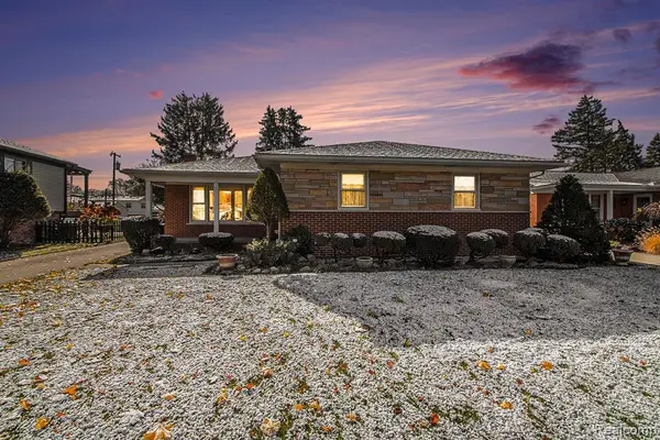 29507 Mark, Livonia, MI 