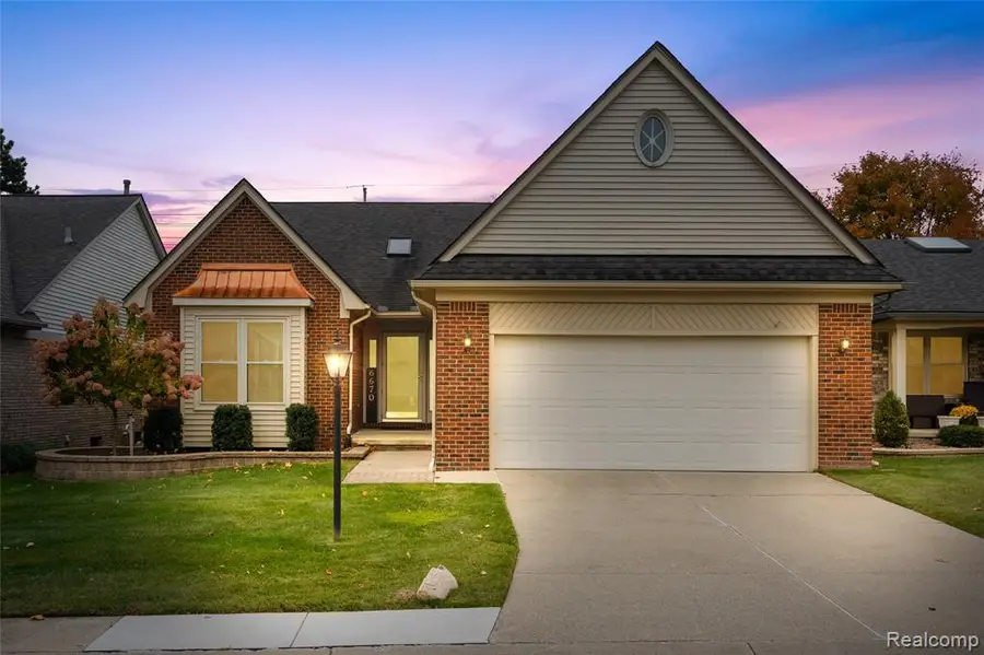 6670 Copper Creek Dr W, Washington, MI 48094 - Image #3