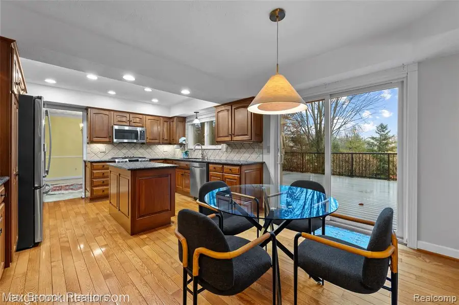 3639 Heatherwood, Rochester Hills, MI  - Image #3